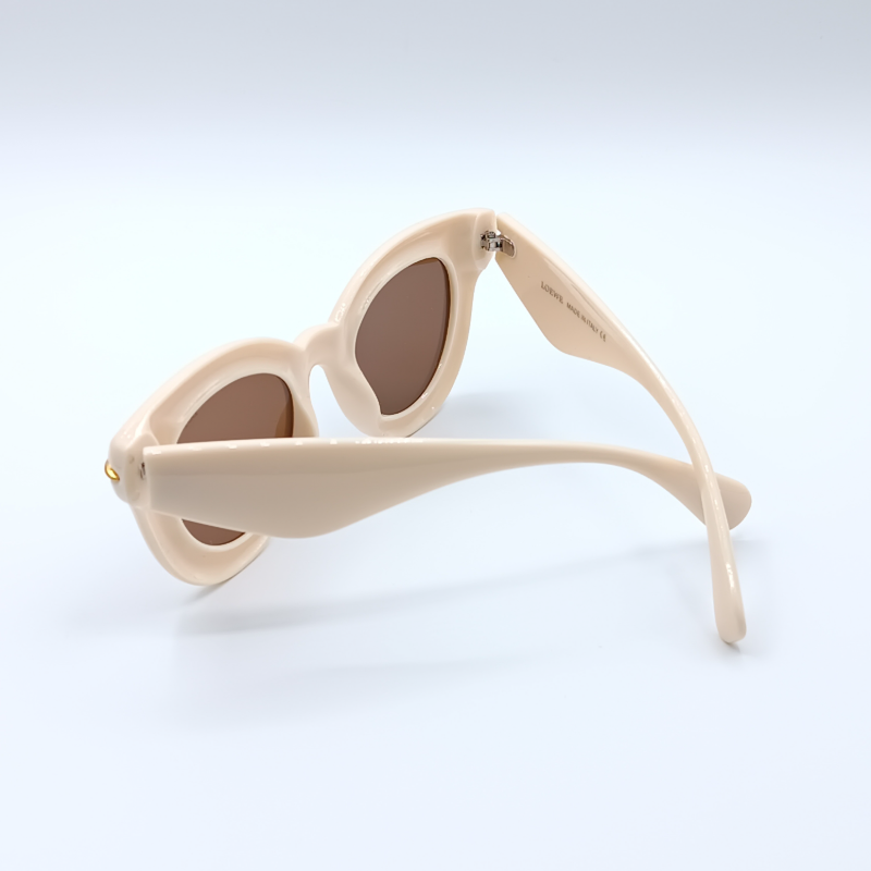 عینک آفتابی زنانه لوئوه LOEWE مدل 13133 COL2